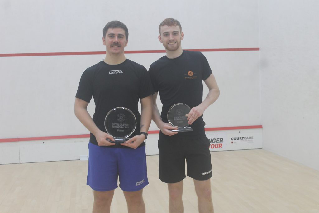 Emyr v Simon